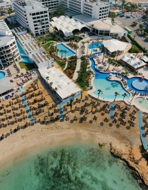 pexels-mikhail-nilov-8332801 (1)